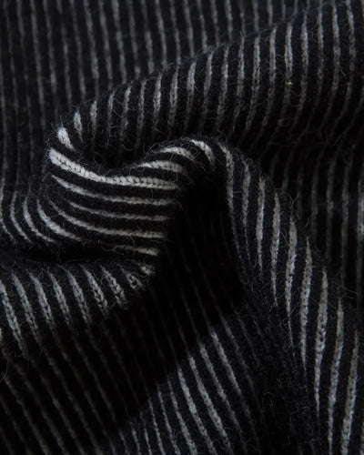 "Raven" - Knit
