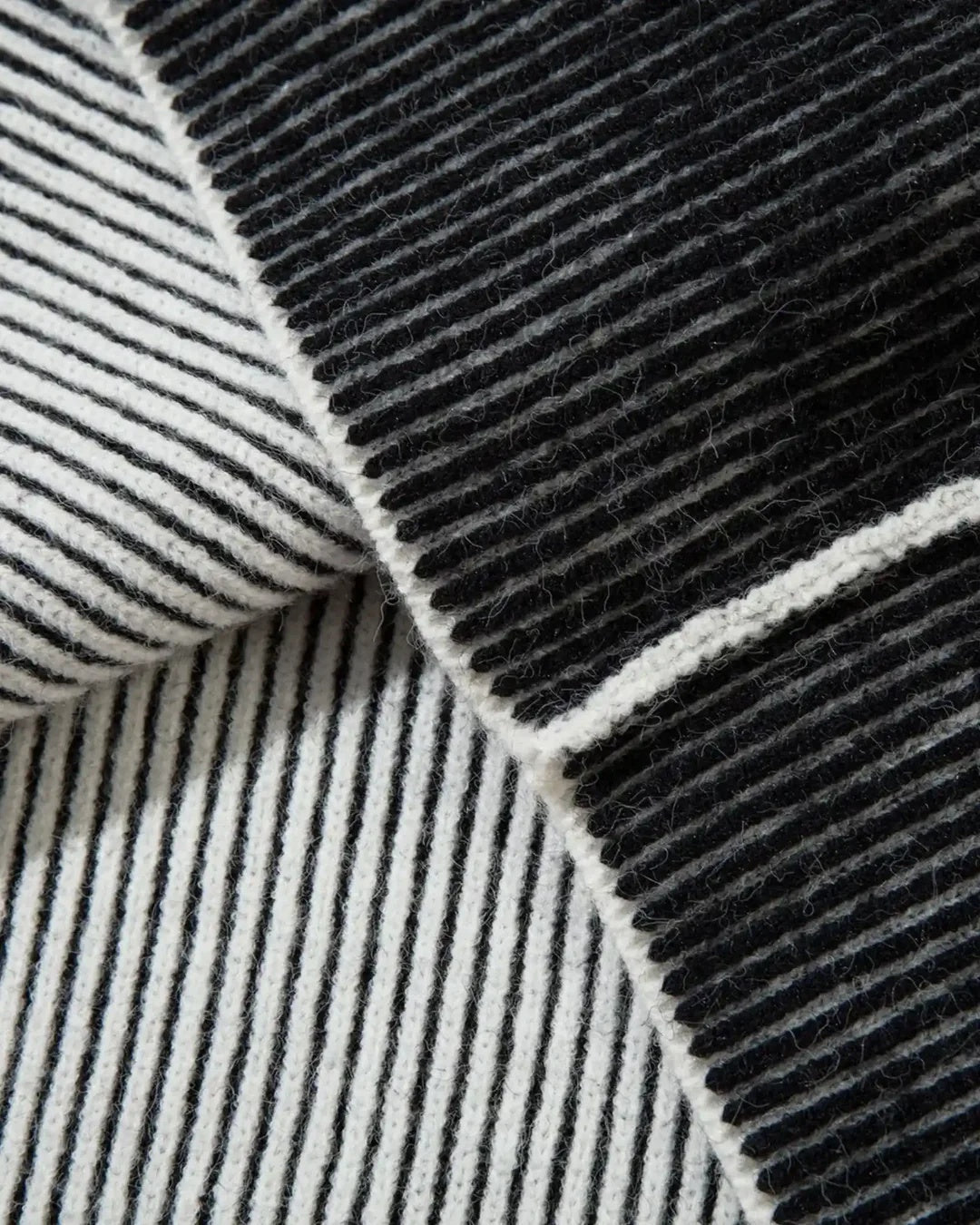 "Raven" - Knit